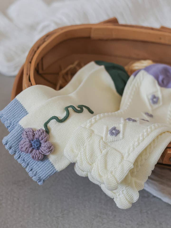 Multicolored πΈ Pack of 4 Pairs of Children's Socks with Floral Charm for wholesale on Faire5