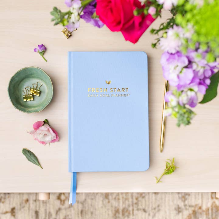 Cultivate What Matters - Wholesale Planner - Fresh Start Daily Goal Planner | Hydrangea Casebound