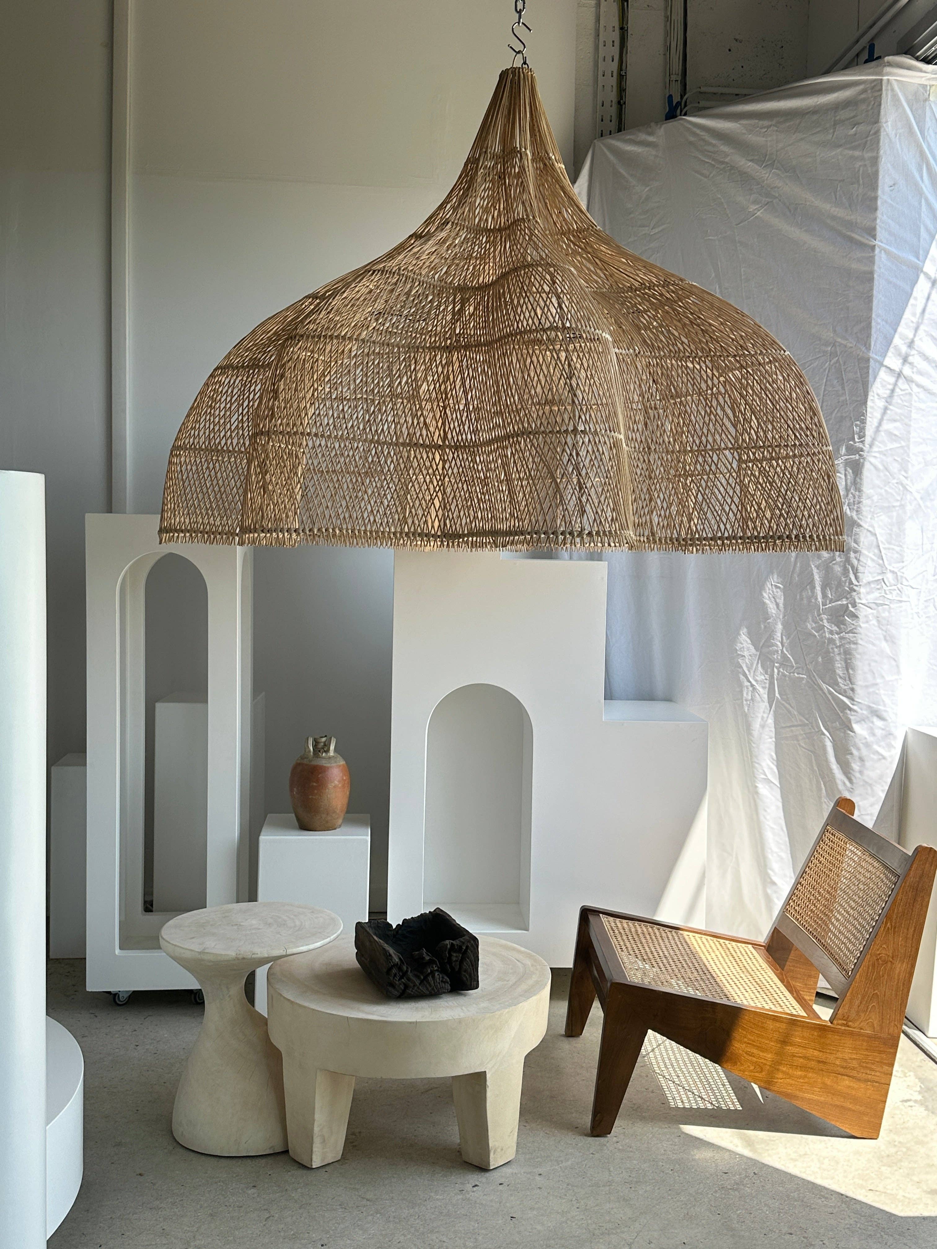 Office Objets - Wholesale Chandelier/Hanging Light - Immense rattan suspension in the shape of a flower, tulip, corolla H:1m; D:1m50103