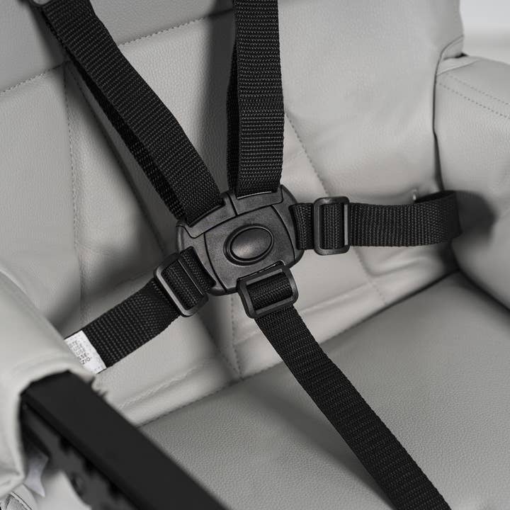 Olmitos S.A - Wholesale Highchair - Baby - Basic high chair Minna6