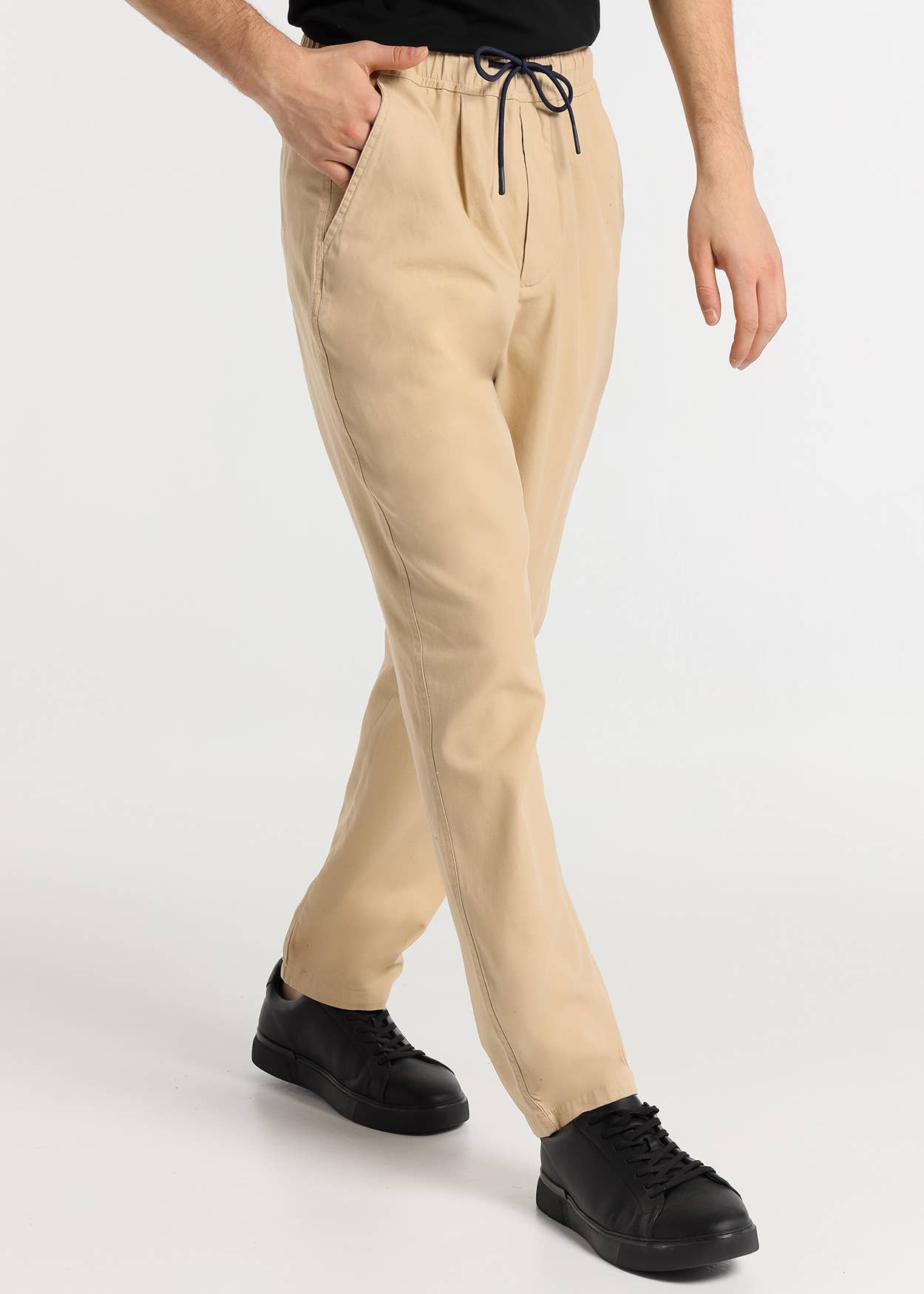 Brown V&Lucchino - Chinese pants - Medium waist with elastic waistband for wholesale on Faire