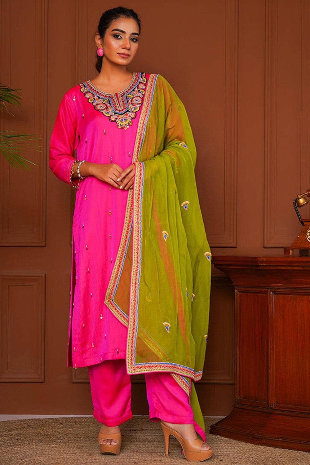 Yunikulondon - Vente Ensemble haut et pantalon (PAS d'intérieur) - Femme - Ensemble Kurta Classique Raga