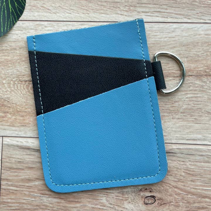 Eckiges Kartenetui aus Leder mit 3 Steckplätzen in Blau und Schwarz für den Großhandel von Mally Designs