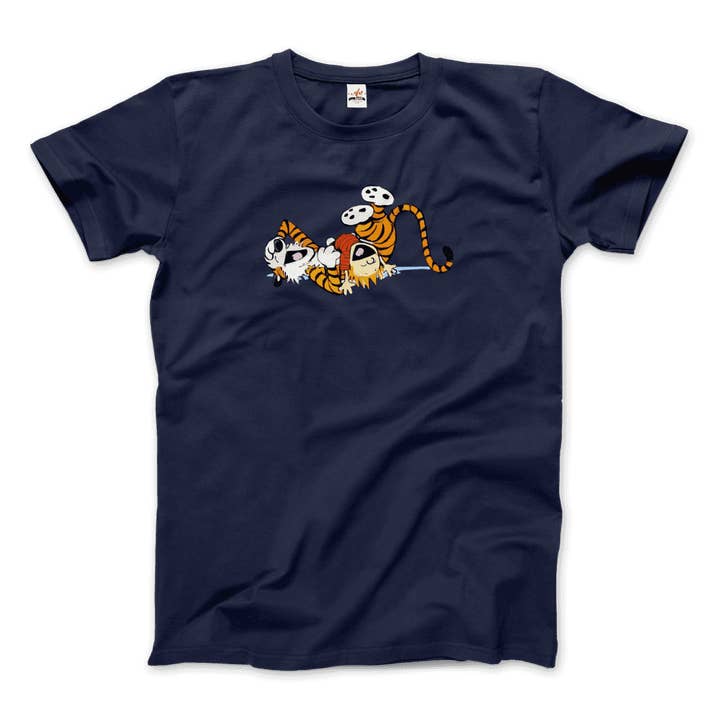 Art-O-Rama Shop – Engroshandel T-shirt med print - Unisex – Calvin og Hobbes griner på gulvet T-shirt7