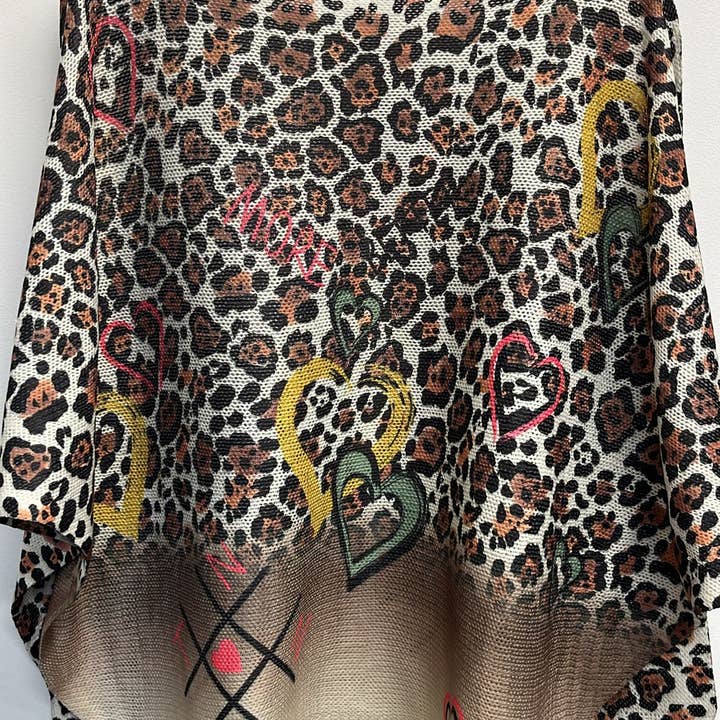 VILEH Heart Leopard Round Neck Knit Printed Sweater LOOWIE for wholesale by LOOWIE