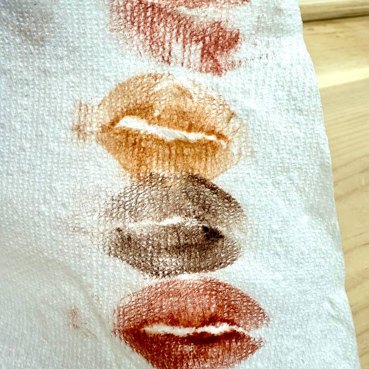 Effervesce - Wholesale Lipstick - LipStick & LipGloss - Long Wear, Hydrating, Eco-Friendly3