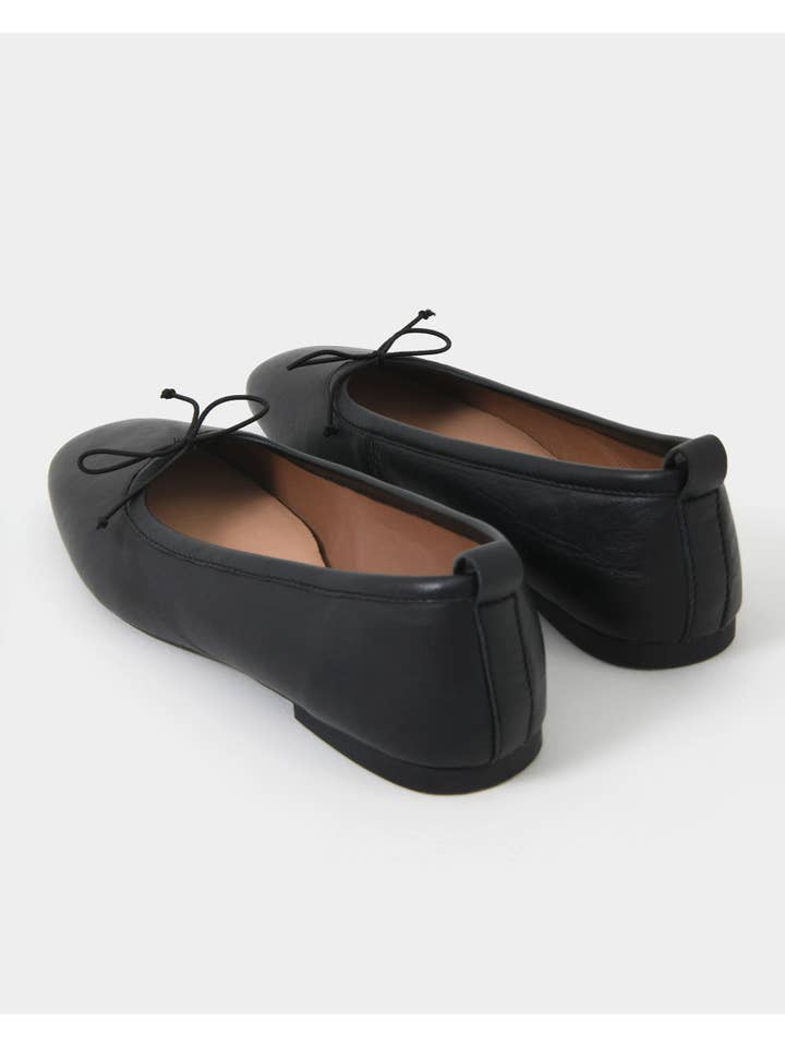 Black Forcast Women's Lizbeth Leather Ballet Flat for wholesale on Faire3