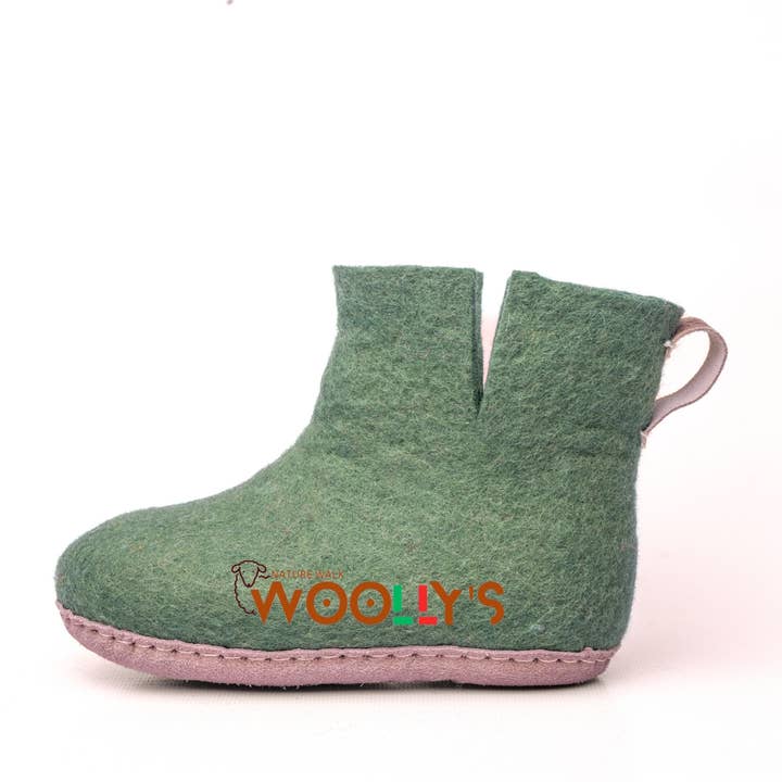 Botas de interior para niños con suela de cuero - Verde para venta al por mayor de Woollyes Inc
