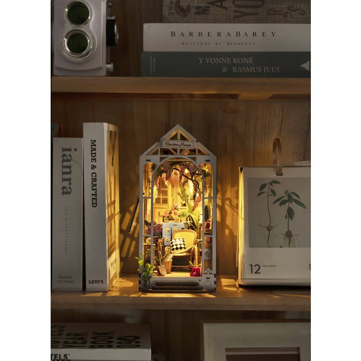 Hands Craft - Wholesale DIY Craft Kit - DIY Miniature House Book Nook Kit: Garden House