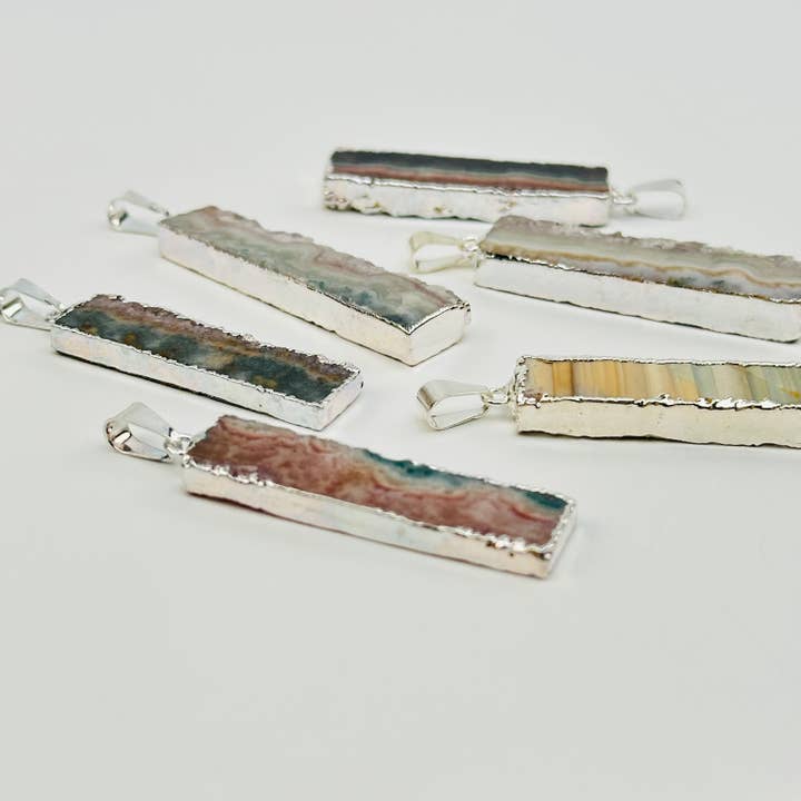 Rock Paradise - Wholesale Individual Charm/Pendant - Amethyst Slice Crystal Pendant with Silver Edges5