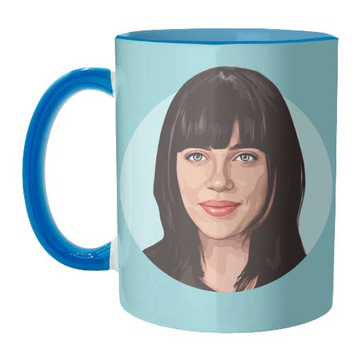 Canecas 'BLUE Eyed GIRL' by DOLLY WOLFE por atacado de ART WOW