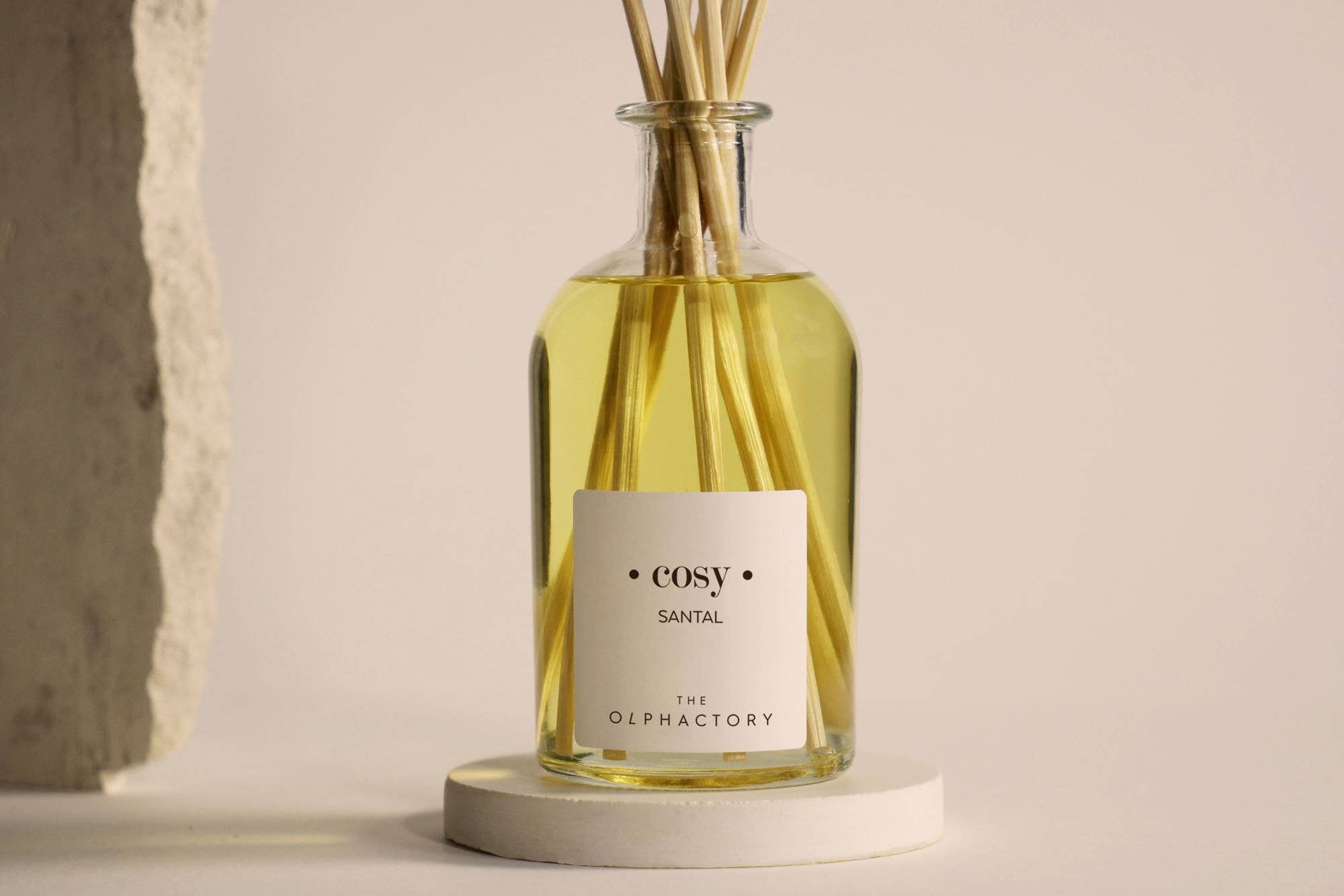 SEVENREEDS - Wholesale Geurstokjes - THE OLPHACTORY SANTAL Luchtverfrisser met rietstokjes5