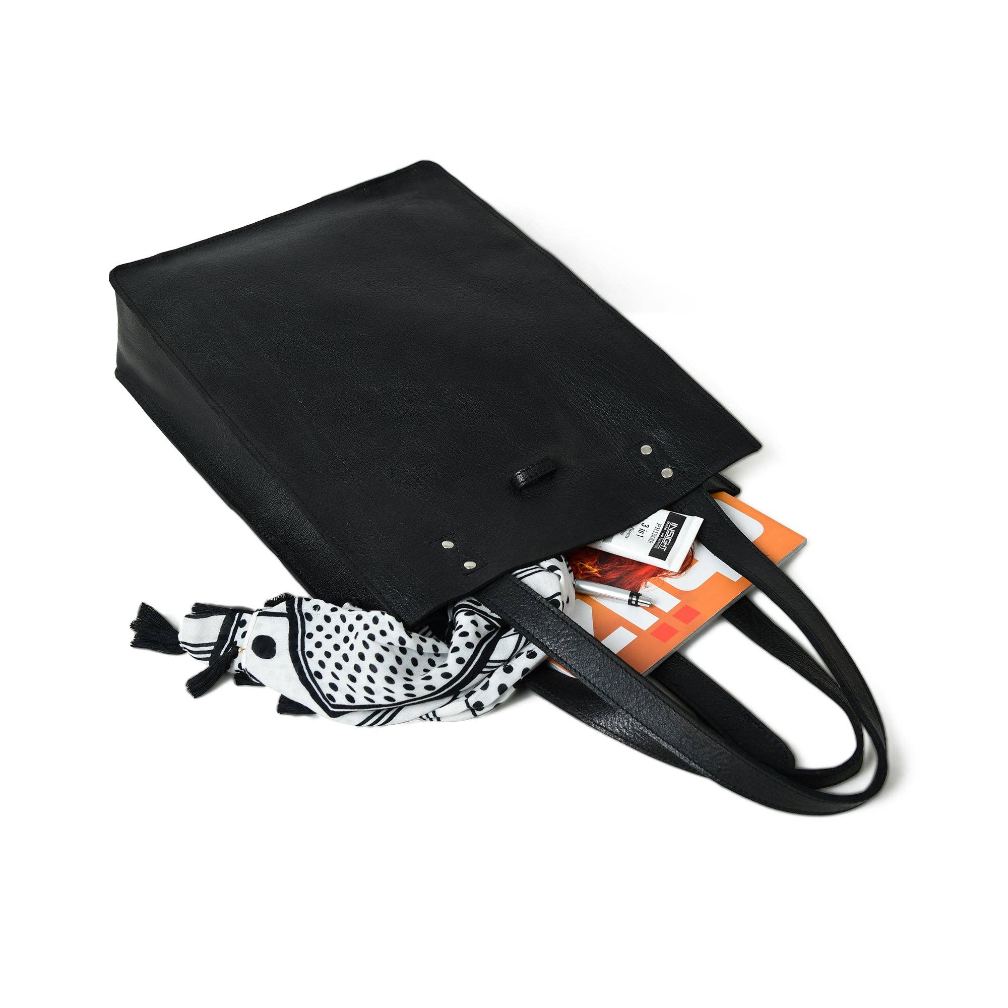 Classy Leather Bags - Wholesale Tote Bag - Women's - Ebony Elegance Leather Tote7