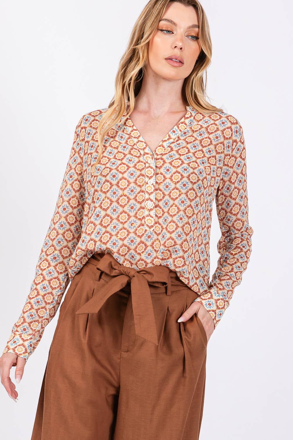 Sage + Fig - Wholesale Blouse - Women's - MULTI DIAMOND PRINT BLOUSE (ST71039) 11