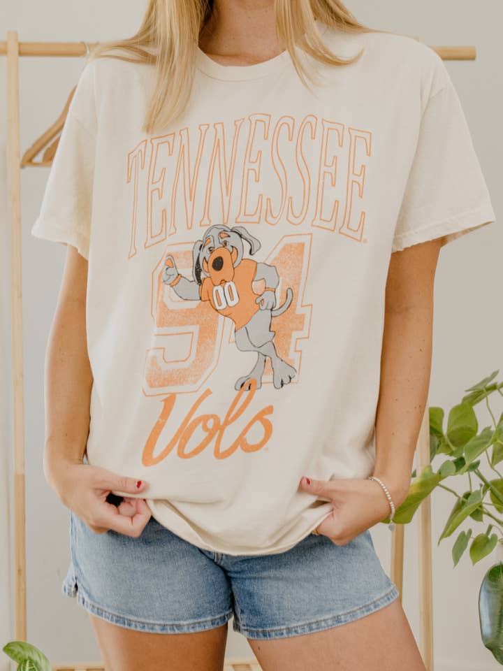 Tennessee Vols Club Mascot Off White Thrifted Tee for wholesale by LivyLu