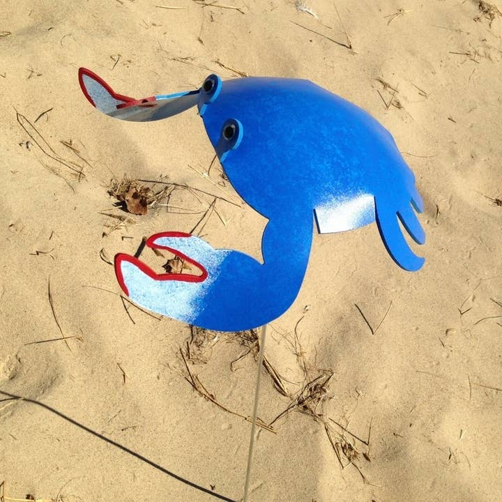 Florida Dancing Birds - Wholesale Outdoor Ornament/Decor - Blue Crab