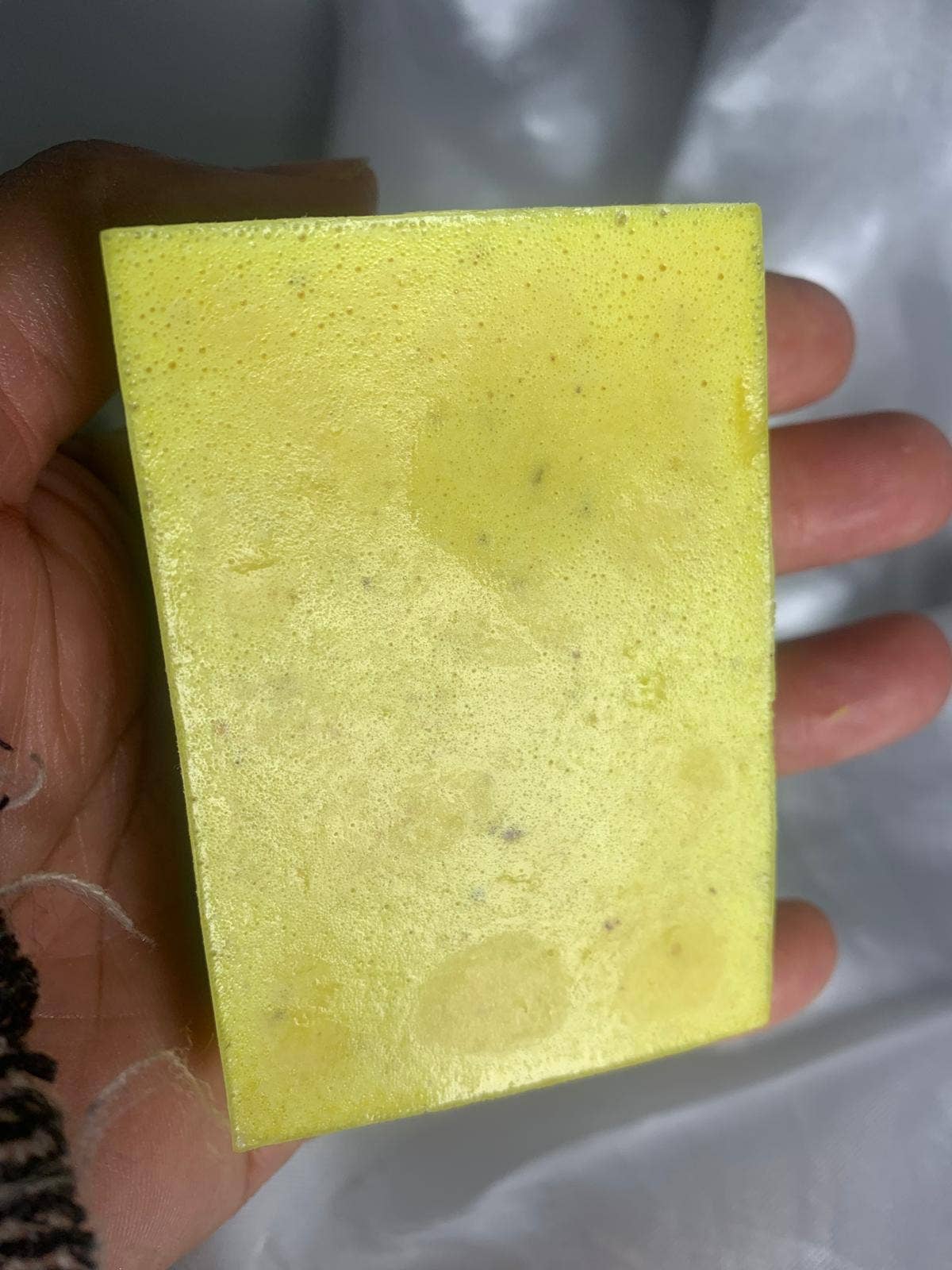 Chabinehairstore – wholesale Bar Soap – Nourishing face and body soap with turmeric and sea moss, seamoss and turmeric soap.3