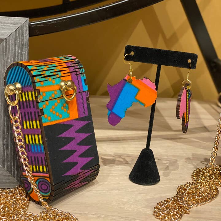 AJ Moore - Wholesale Crossbody Bag - Women's - Itty bitty crossbody with matching earrings3