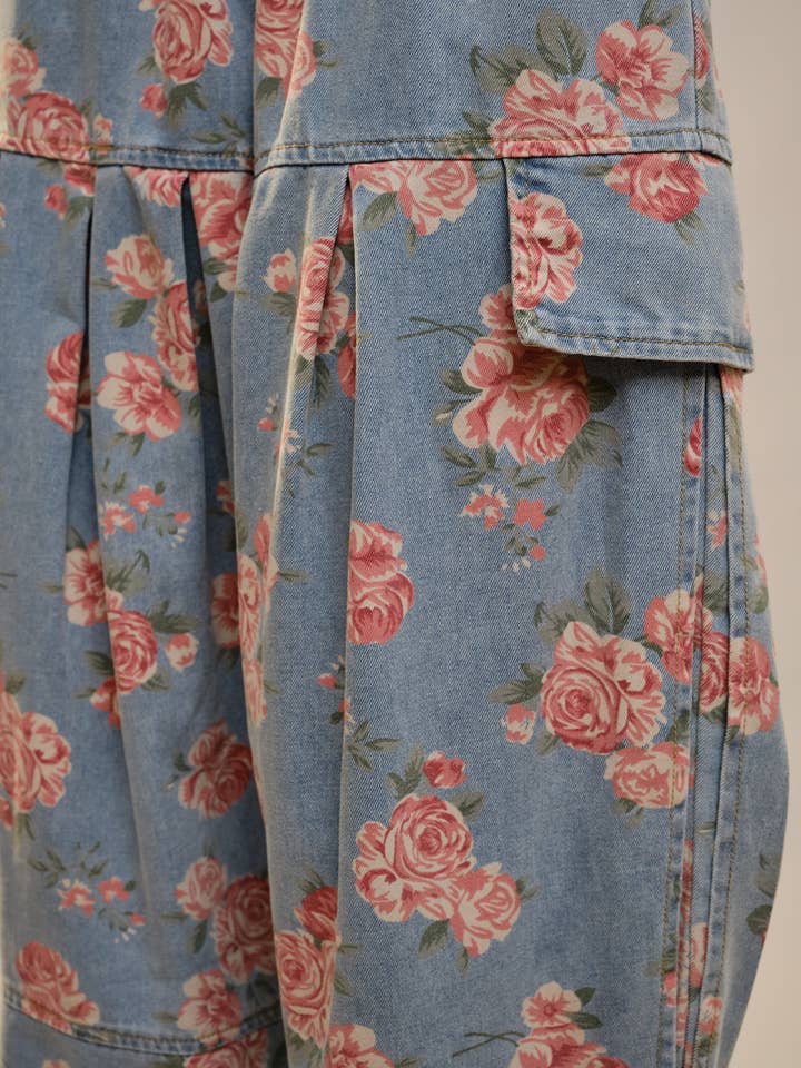 91675P Cargo Broek met Rozenprint en Gesmokte Taille voor wholesale door Blue B