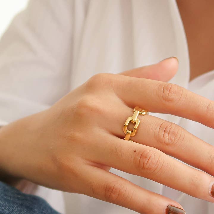 Brooklyn 18K Gold Stack Braided Non-Tarnish Ring for wholesale on Faire3