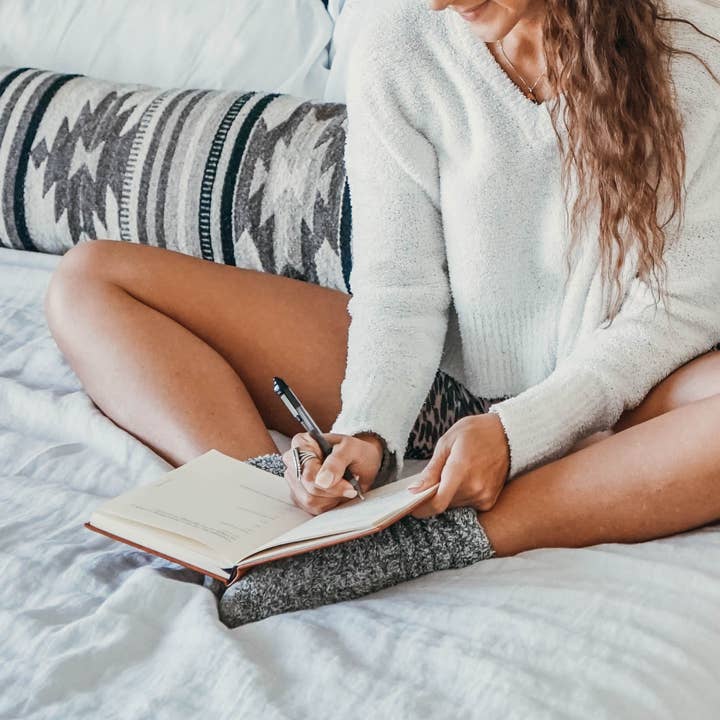 Gratitude Gifted - Wholesale Journal/Diary - CHOOSE GRATITUDE CHANGE THE WORLD: A DAILY GRATITUDE JOURNAL4