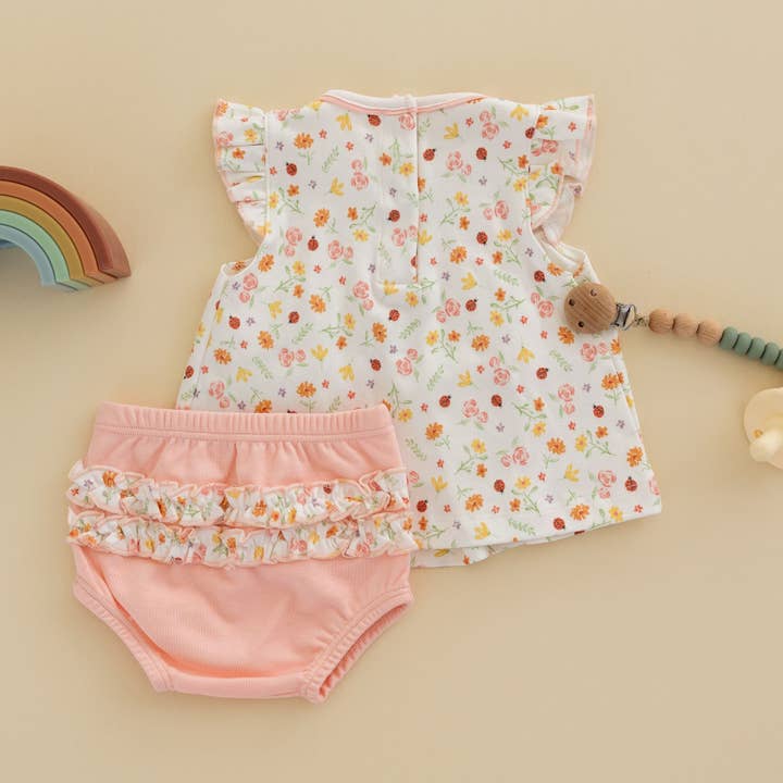 Magnolia Baby - Wholesale Clothing Set - Baby - Bugs and Blossoms Ruffle Diaper Cover Set