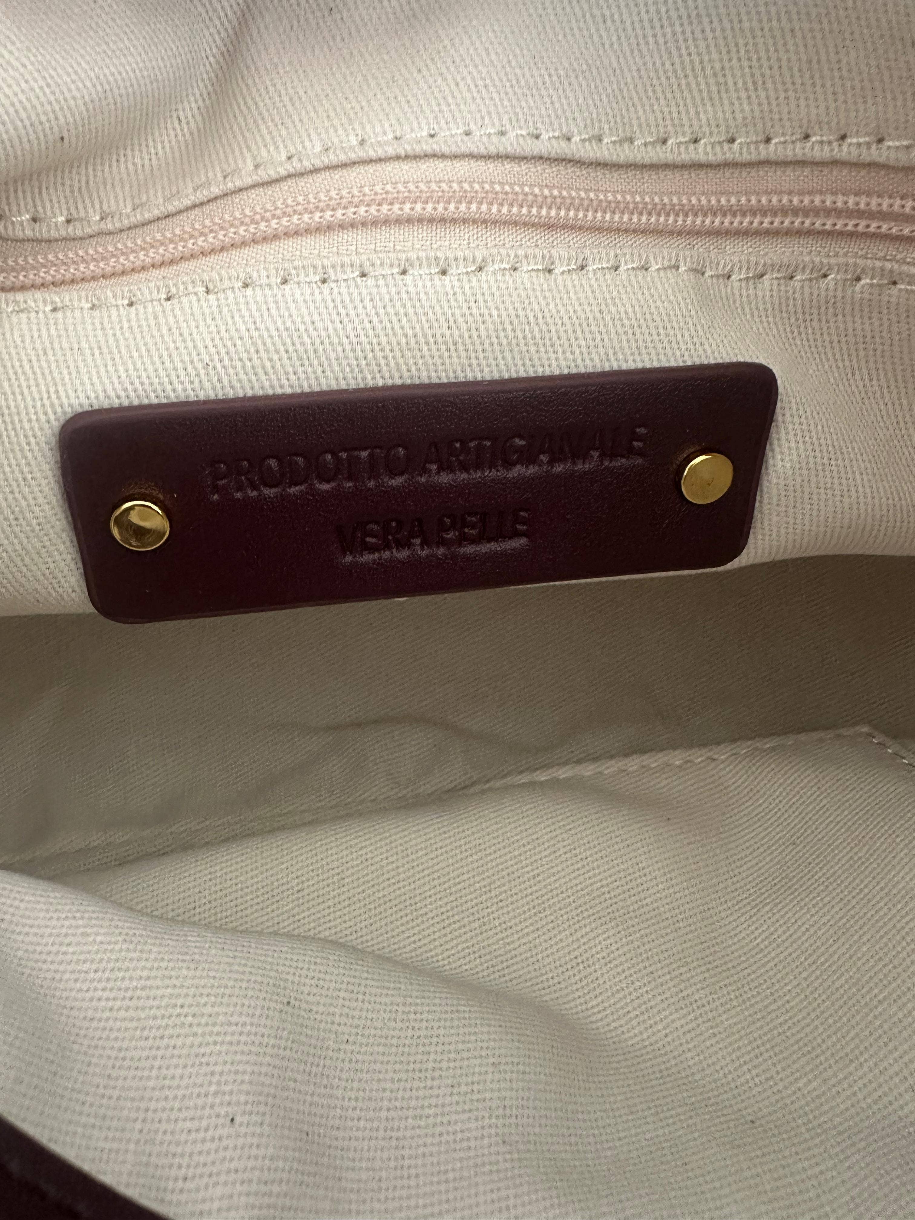 Zhade – wholesale Axelväska - Dam – TEXAS kuvertväska - LITEN mocka2