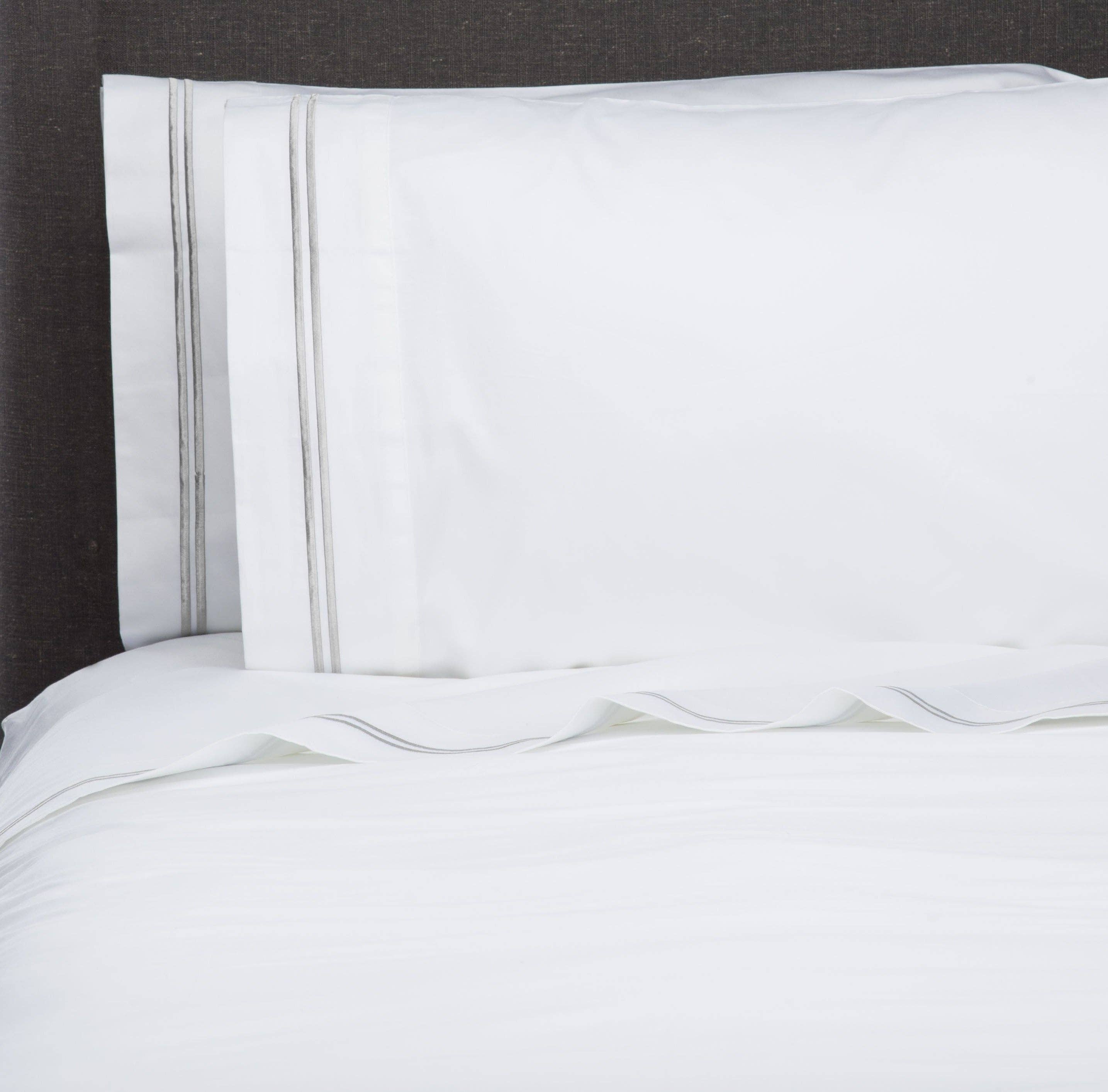 Mélange Home - Wholesale Sheet Set - 600 Thread Count Double Stripe Embroidered Sheet Set5