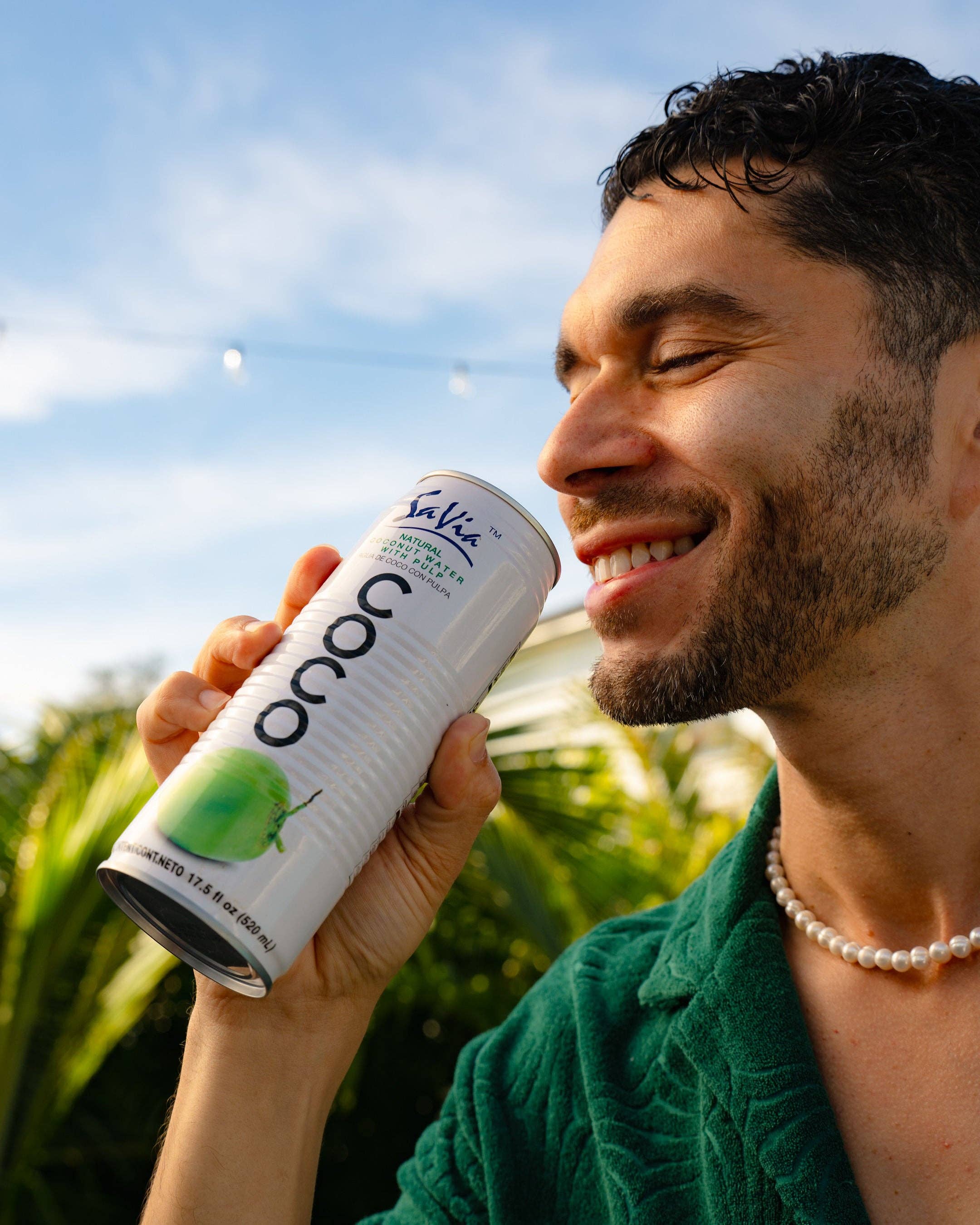 Savia USA – wholesale Fruit juice – Coconut water (12 Pack)1