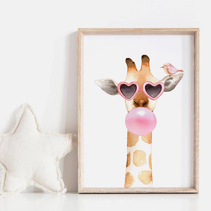 PRINT AND PROPER – wholesale Art print – Giraffe Sunglasses Art Print. Pink Bubblegum Nursery decor1