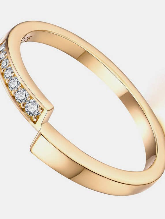 Moissanite ring van platina op puur sterling zilver voor wholesale door Sparkala