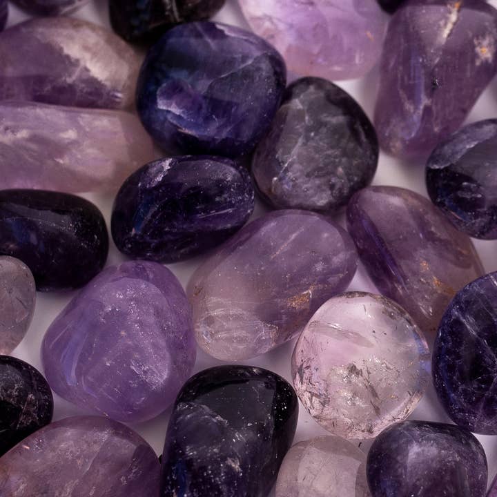 Sarimoire - Wholesale Spiritual Stone/Crystal - 1lb of Tumbled Smooth Natural Amethyst Crystals Bulk Qty