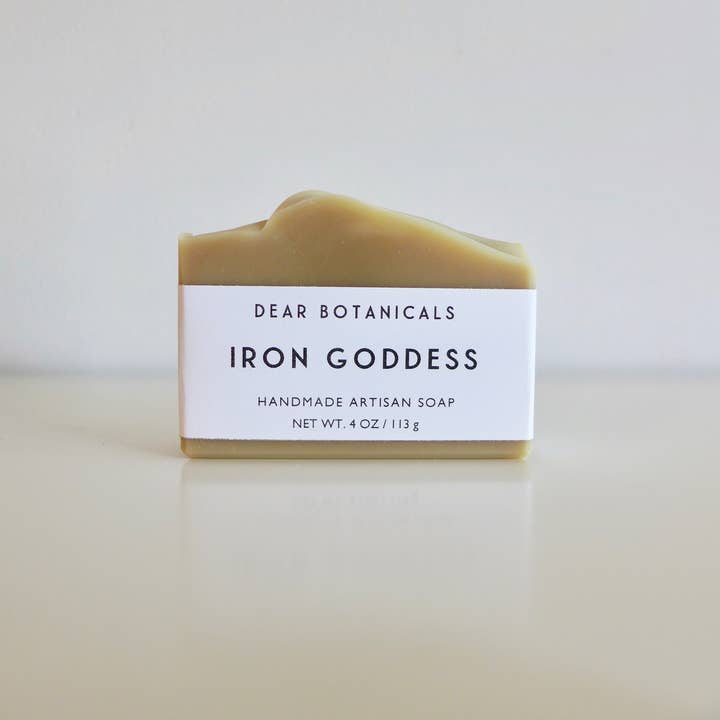 Iron Goddess Zeep voor wholesale door Dear Botanicals