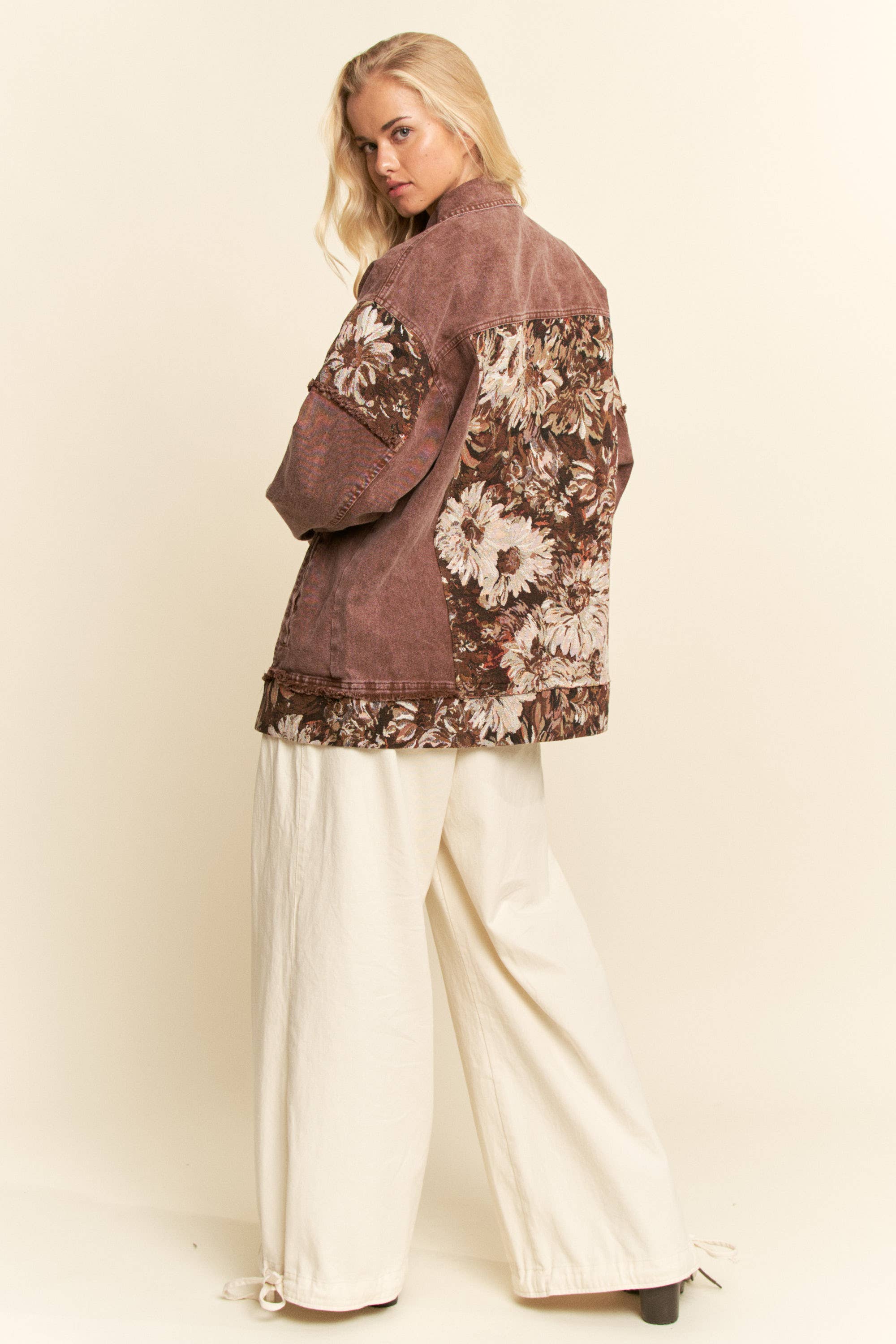 Davi & Dani - Wholesale Jacket - Women's - STONE WASHED DENIM JACQUARD PANEL MIDI JACKET19