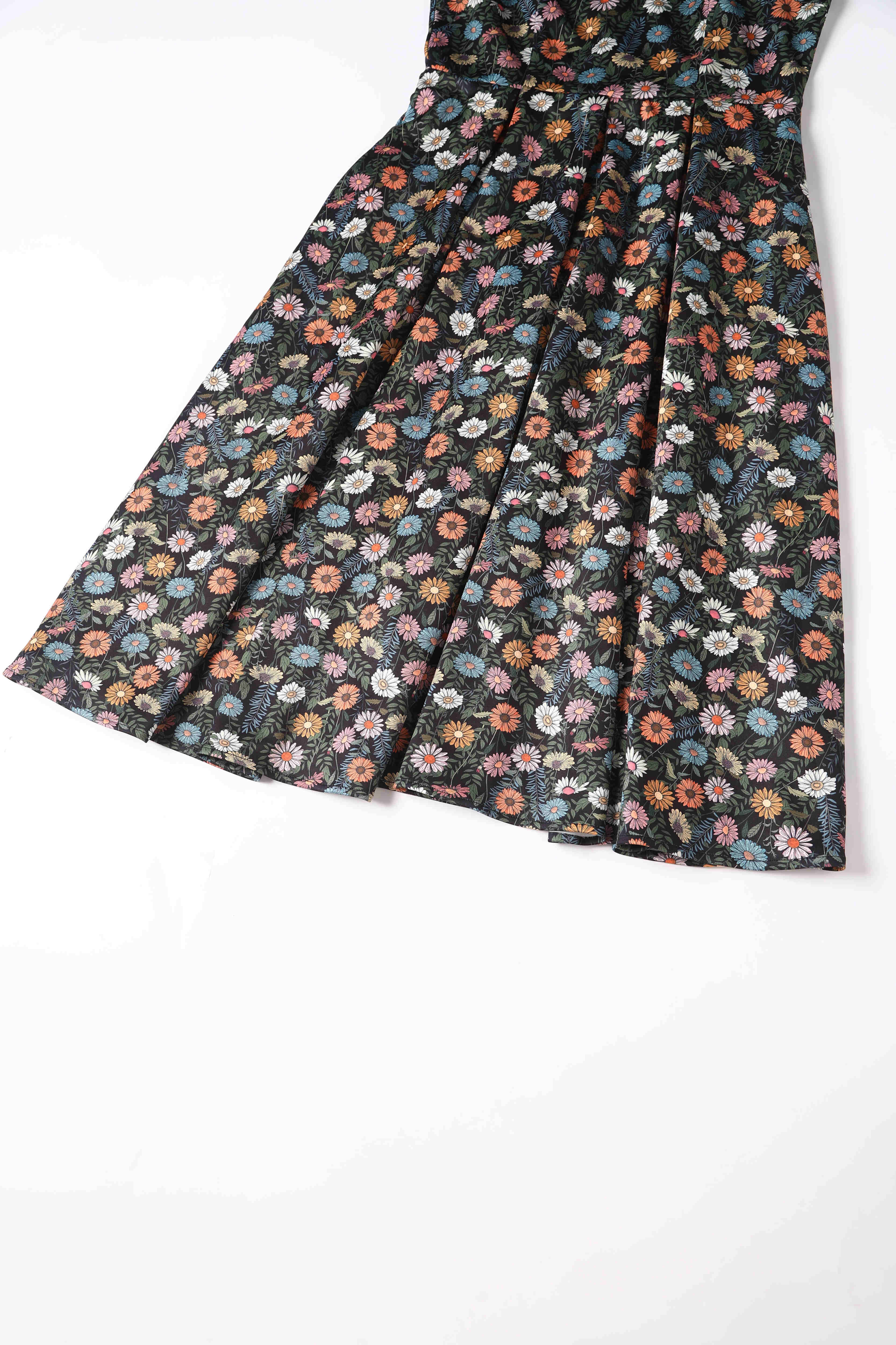 Dolly & Dotty – wholesale Dress – Women's – Lily Black Wildflower Off-Shoulder Dress5