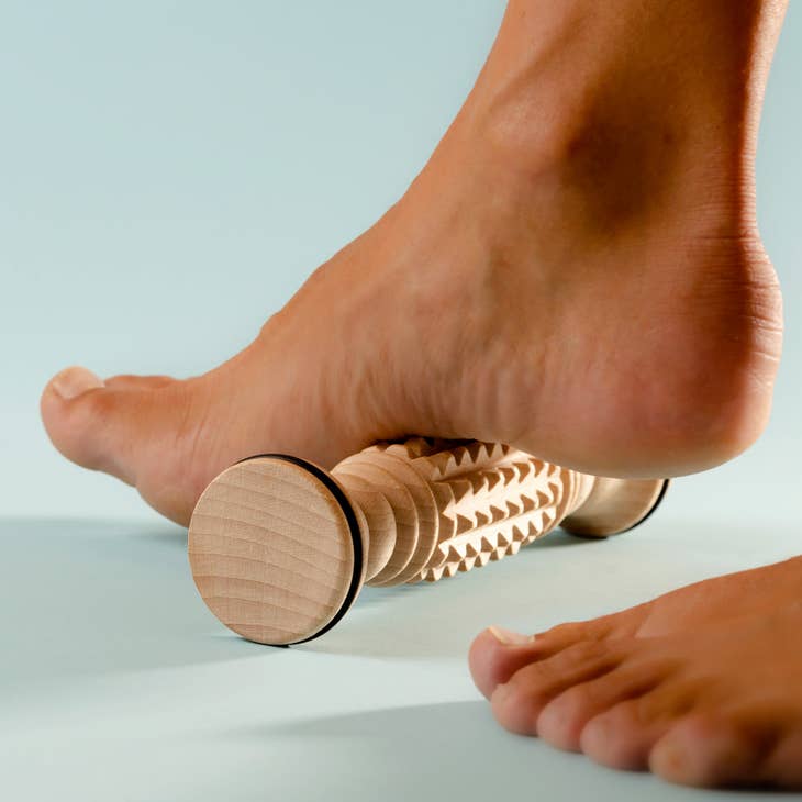Masajeador de pies herramienta de masaje para pies rodillo de madera 20 x 5  cm al por mayor para tu tienda - Faire España