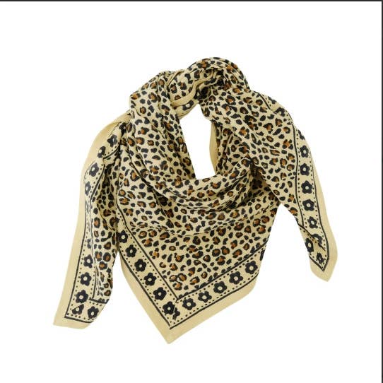 Love Explorers - Wholesale Head Scarf - Women's - Leopard scarf - My essential large beige Leo