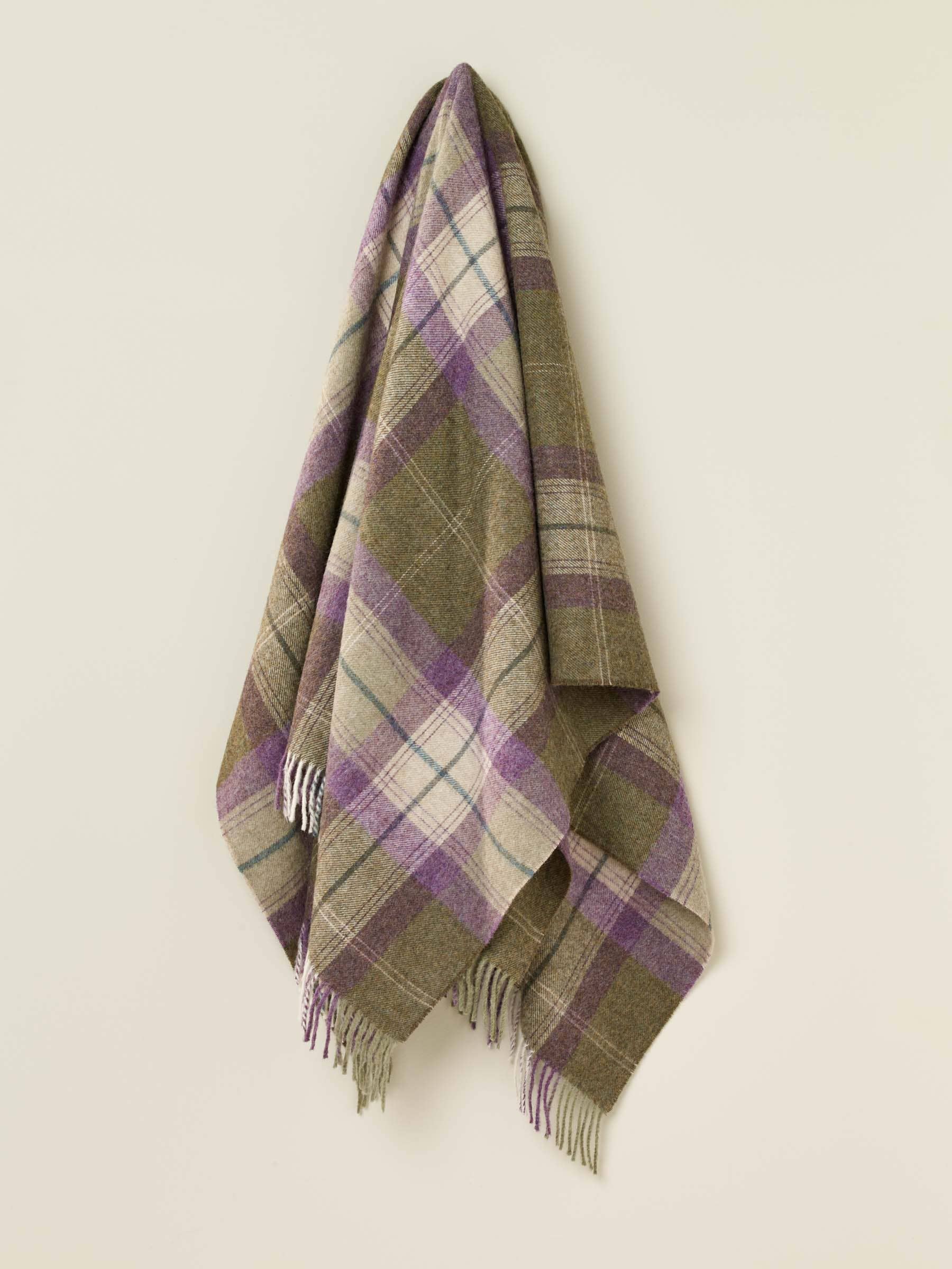 Bronte by Moon – wholesale Throw blanket – Skye Pure Wool Throw3