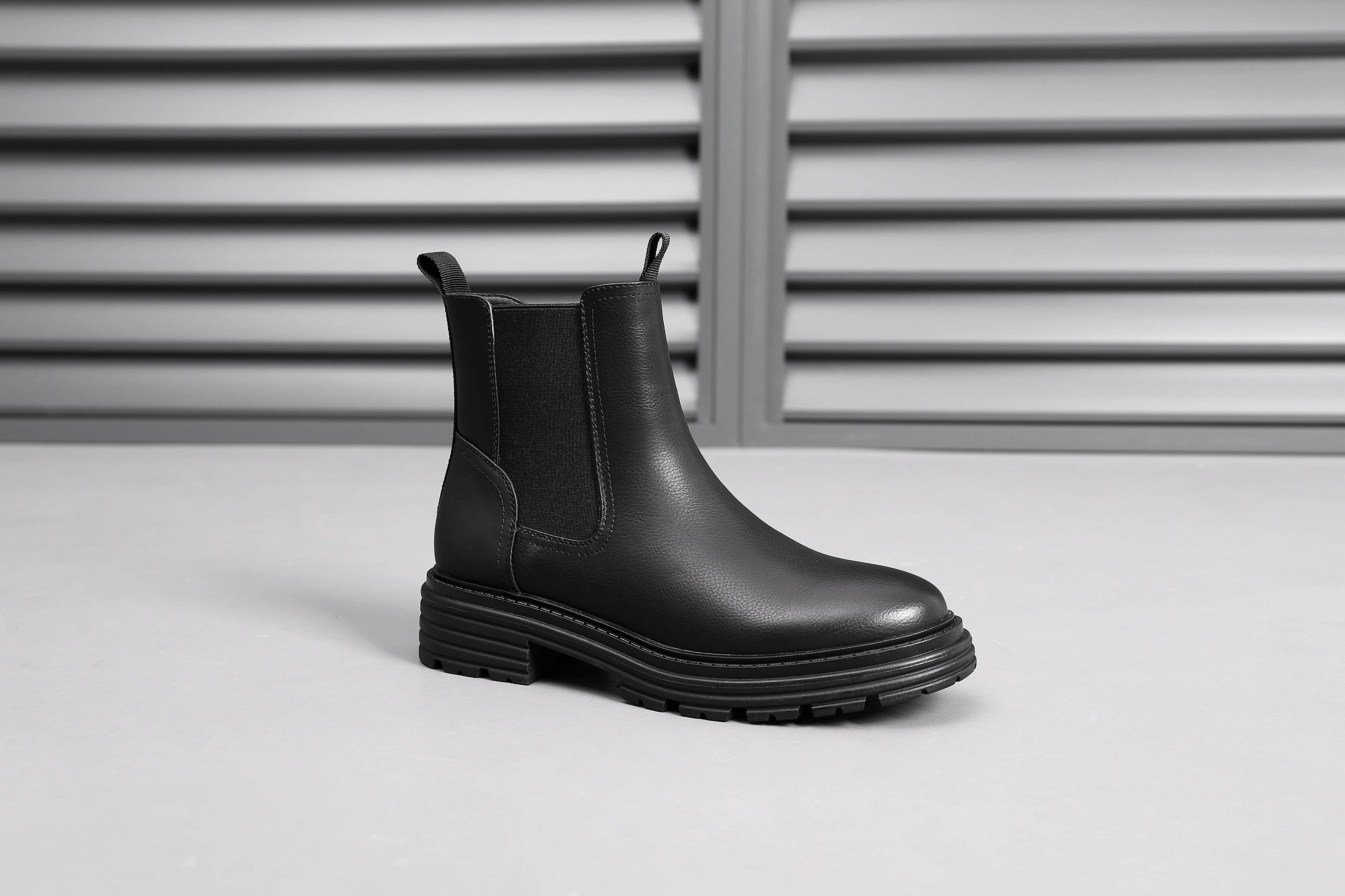 Top Staka - Wholesale Chelsea Boots - Women's - A2373 WOMEN Insulated Chelsea ankle boots17