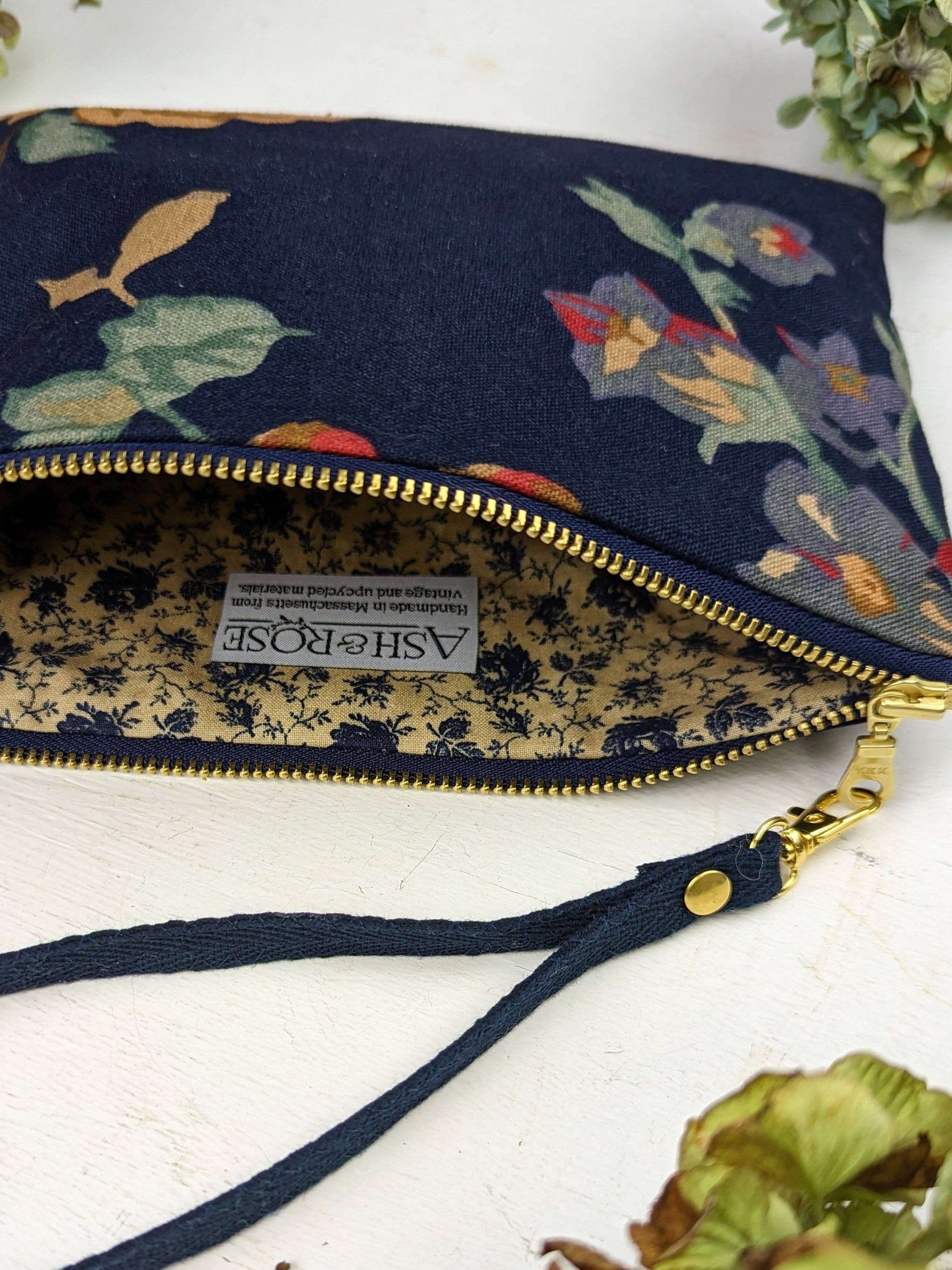Ash & Rose - Wholesale Clutch Bag - Women's - Classic Navy Rose Purse1