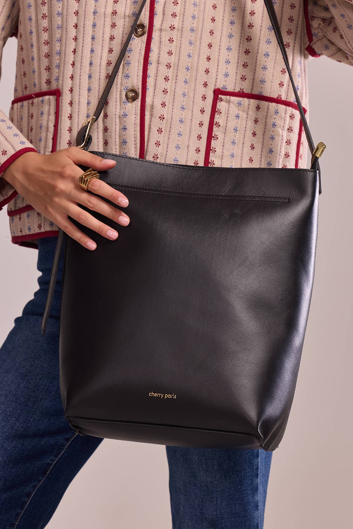 Cherry Paris - Wholesale Shoulder Bag - Women's - AMÉLIE Bag - 418539