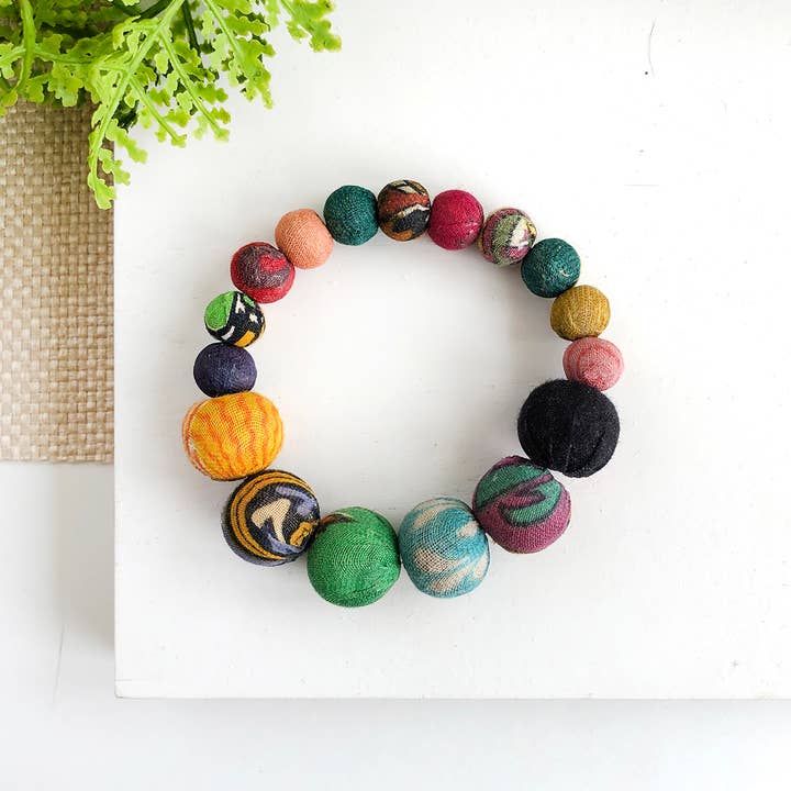 WorldFinds - Wholesale Beaded Bracelet - Kantha Contrary Bracelet