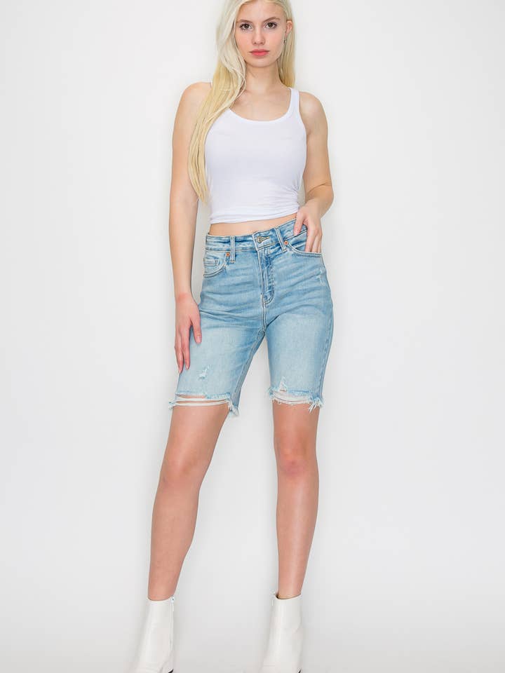 HIGH RISE BERMUDA JEANS REGULAR AND PLUS SIZES for wholesale by ARTEMIS VINTAGE