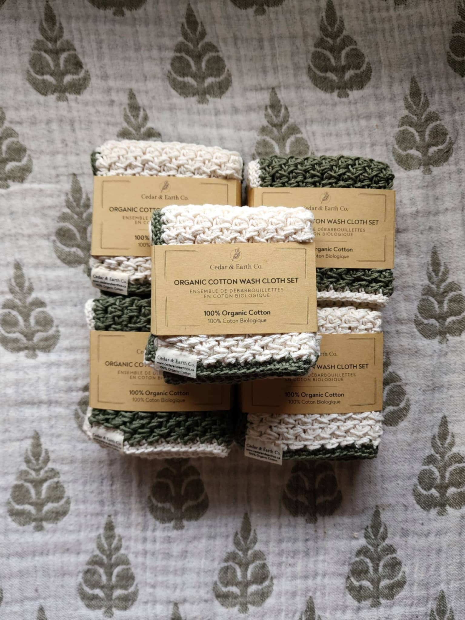 Cedar & Earth Co. – Engroshandel Vaskeklud – Sæt med vaskeklude i økologisk bomuld (2-i-1)4