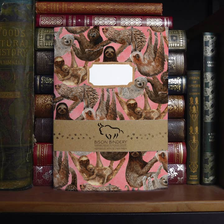 Bison Bindery – Engroshandel Dagbog – Sleuth of Sloths A5 Genbrugspapir Notesbog - 76 Linjerede Sider