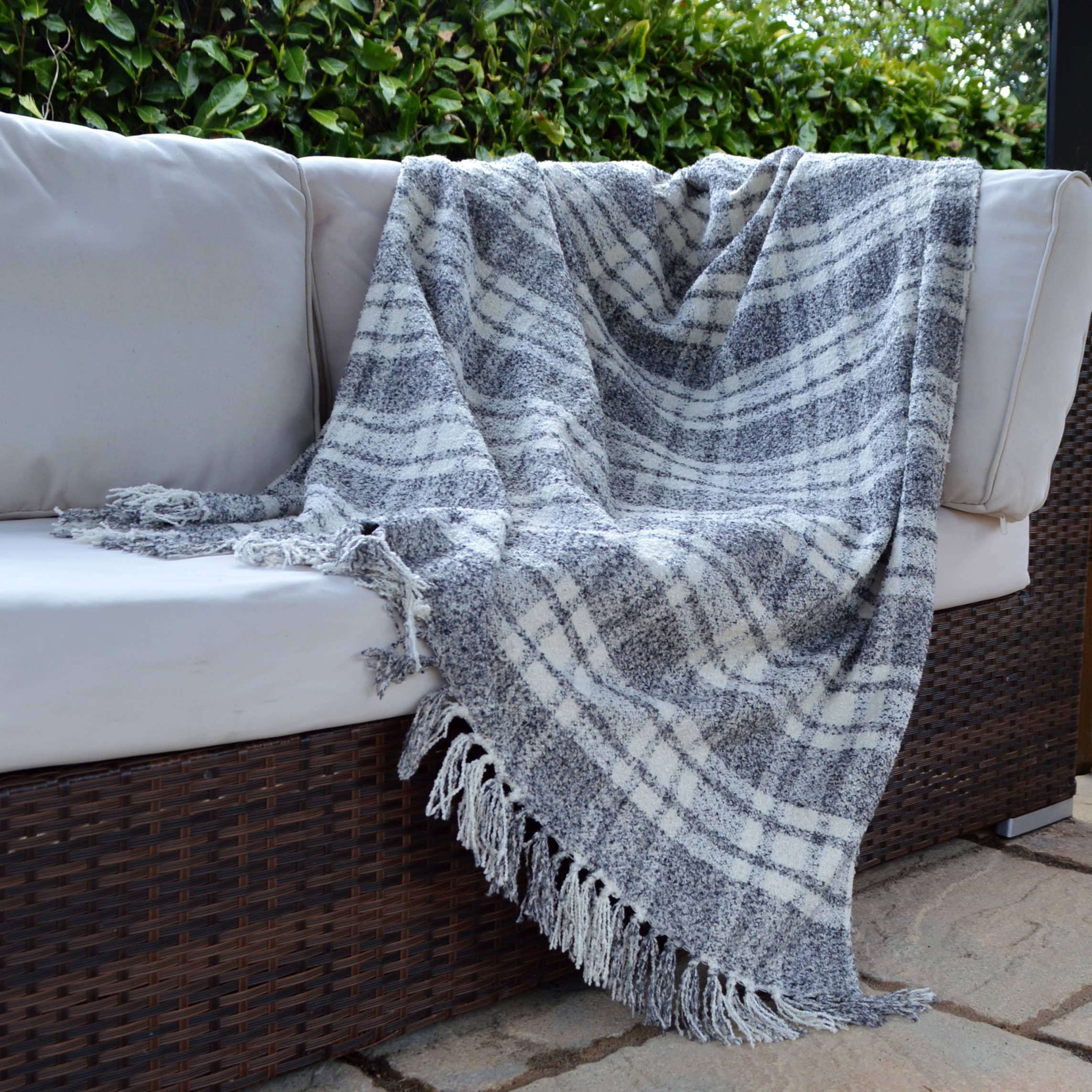 Allure Bath Fashions - Wholesale Throw Blanket - Darwin Chenille Checked Tartan Throw Blanket - 100% Recycled3
