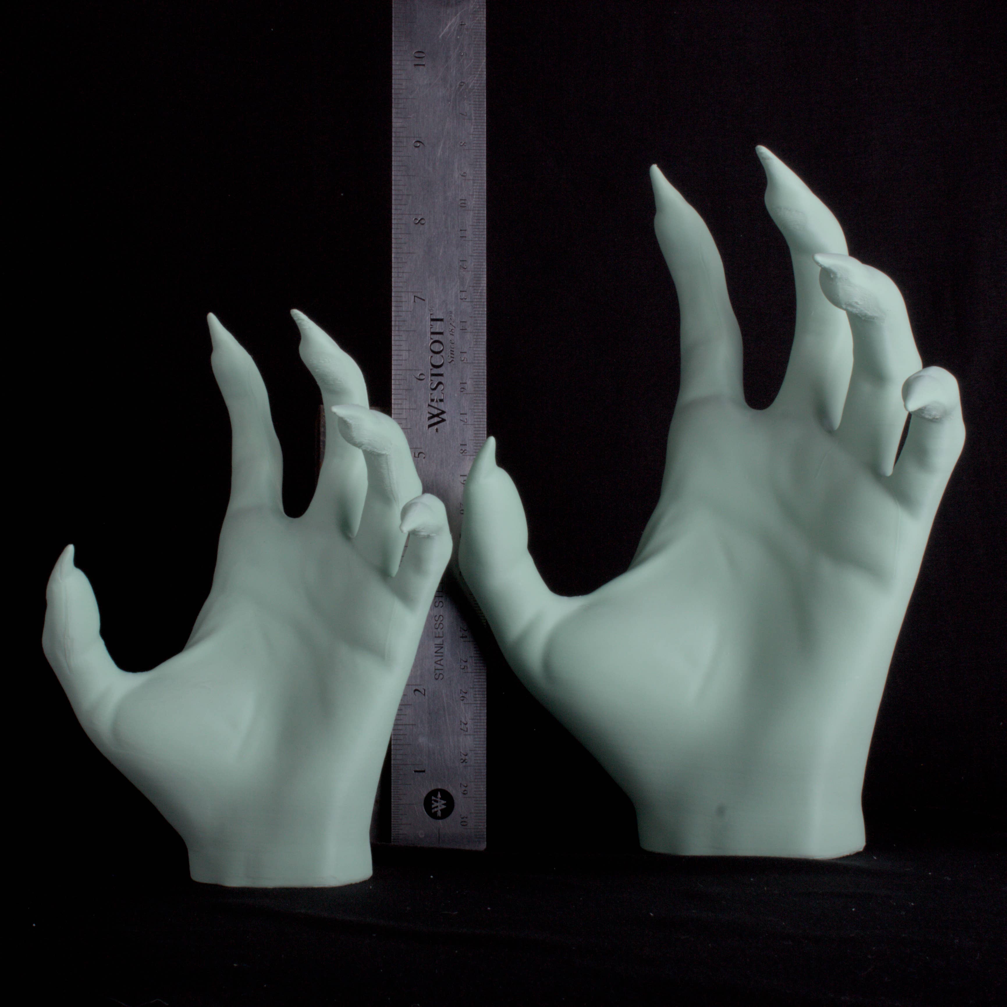 Prints of Darkness - Wholesale Wall Accent - Wall-mounted Monster Hands4