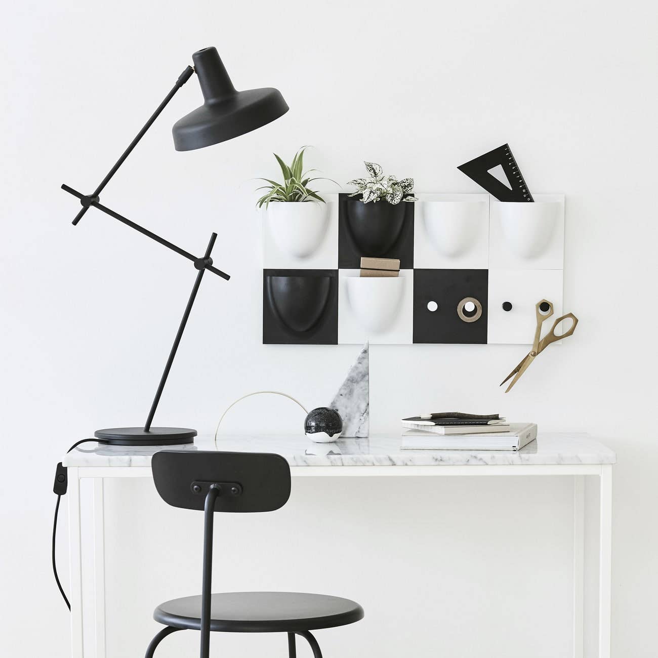 Verti Copenhagen - Wholesale Wall Hook - Wall hooks in metal or wood - VertiHooks7