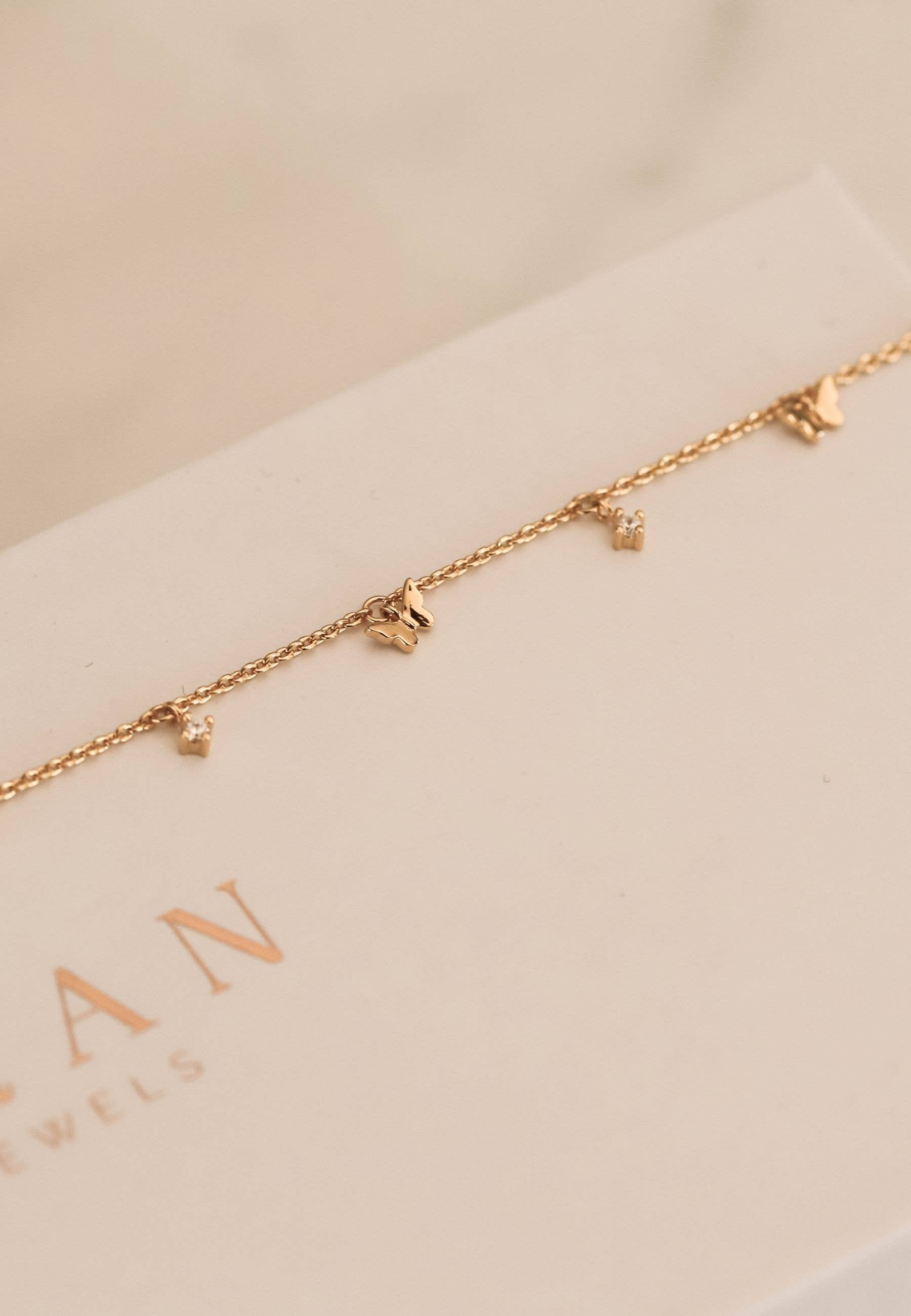 Aran Jewels - Wholesale Charm/Dangle Bracelet - FIVE BUTTERFLIES gold bracelet2