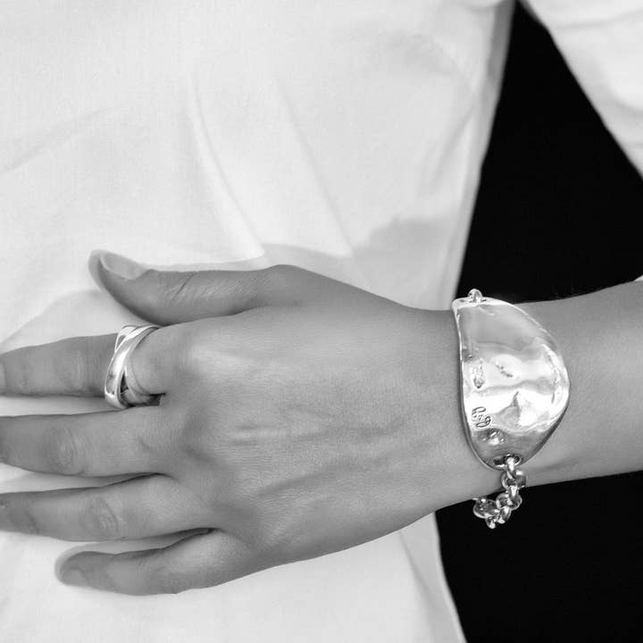 Anello Amarilis per la vendita all'ingrosso da parte di b&g